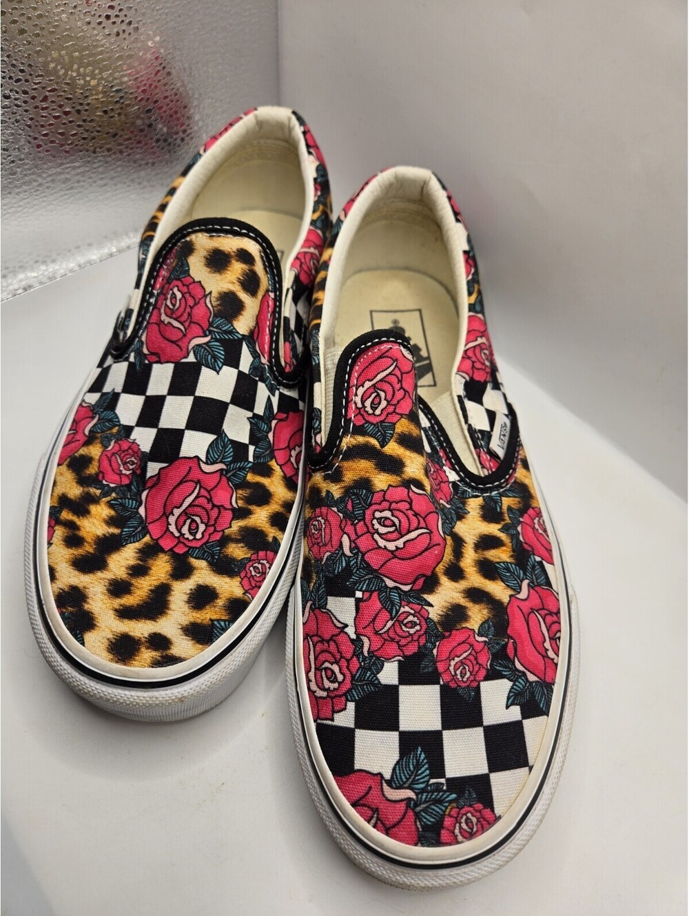 Vans Classic Slip-On Rose Animal Checkerboard Sneakers Men 7 / Women 8.5 500714